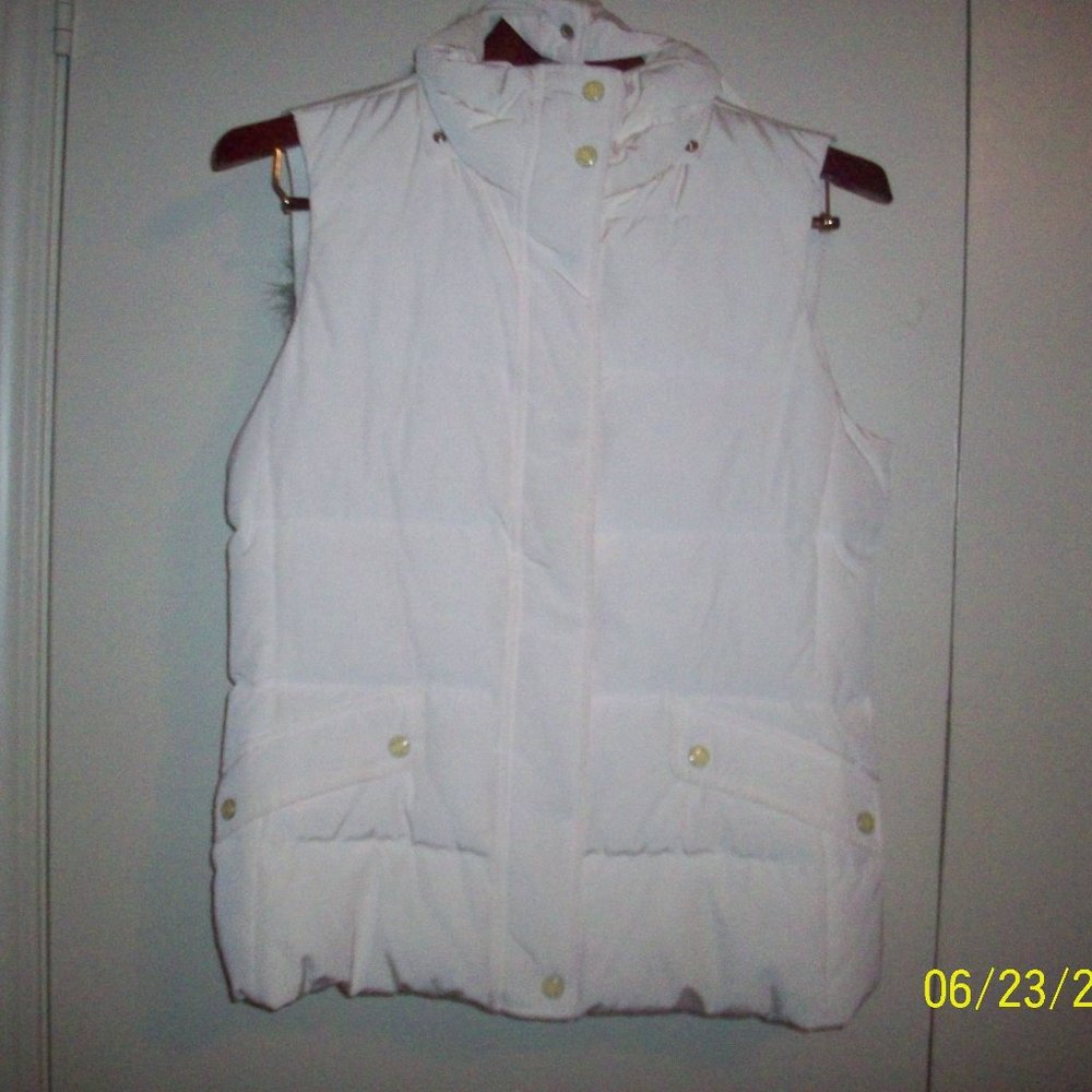 Puffy Vest with hood